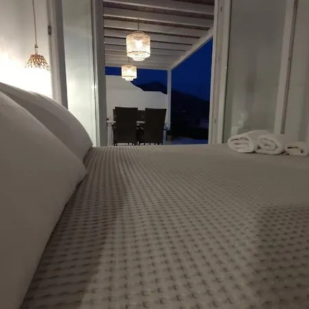 וילה Eolia Luxury Andros באטסי