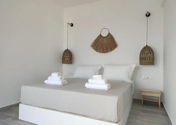Eolia Luxury Andros Villa Mpatsi