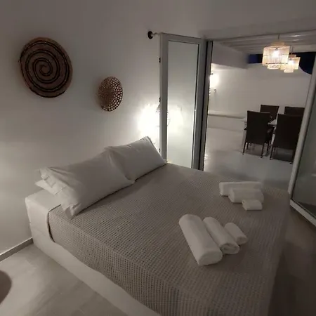 Eolia Luxury Andros Villa *